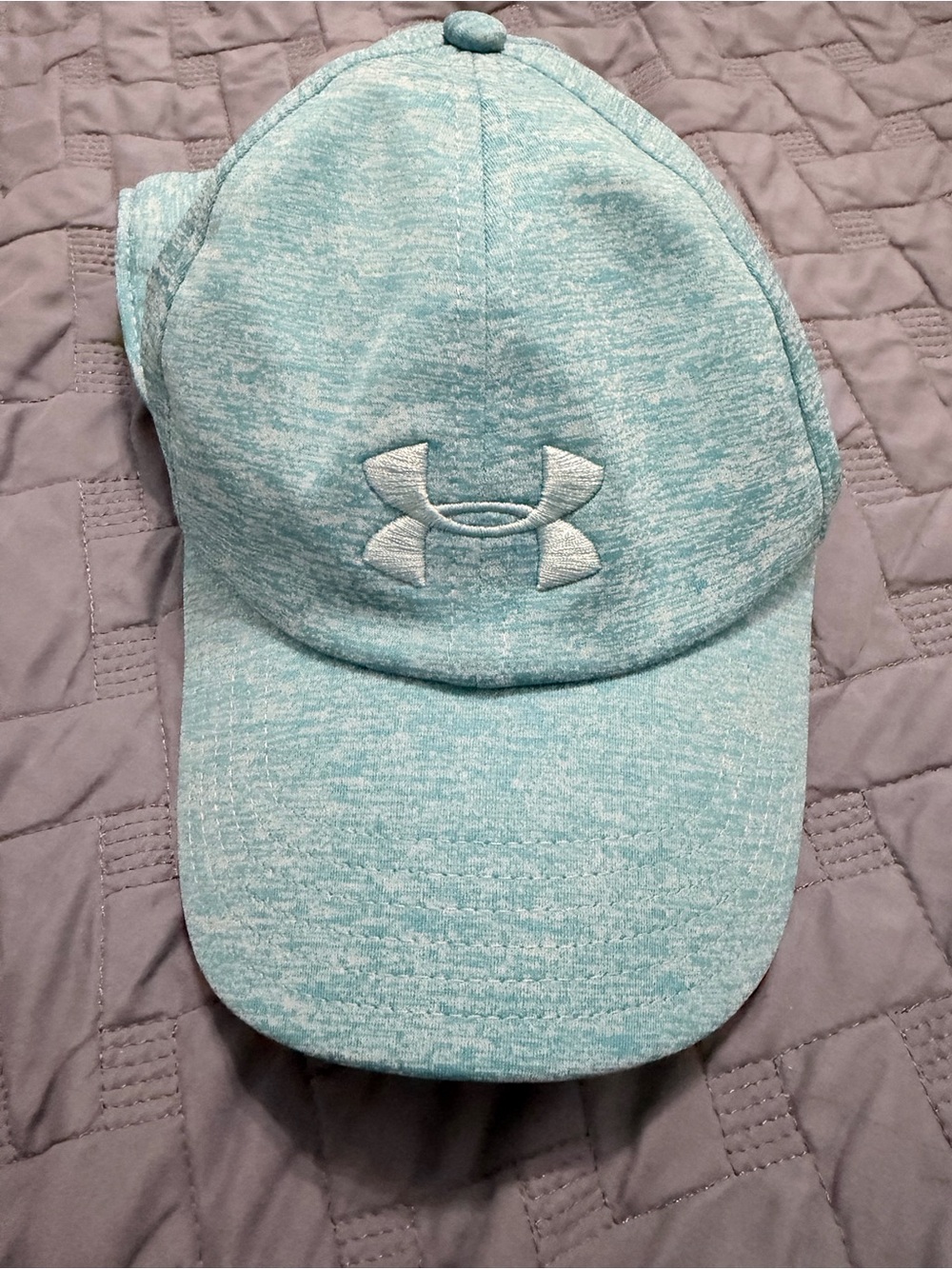 Under Armour Women’s adjustable hat